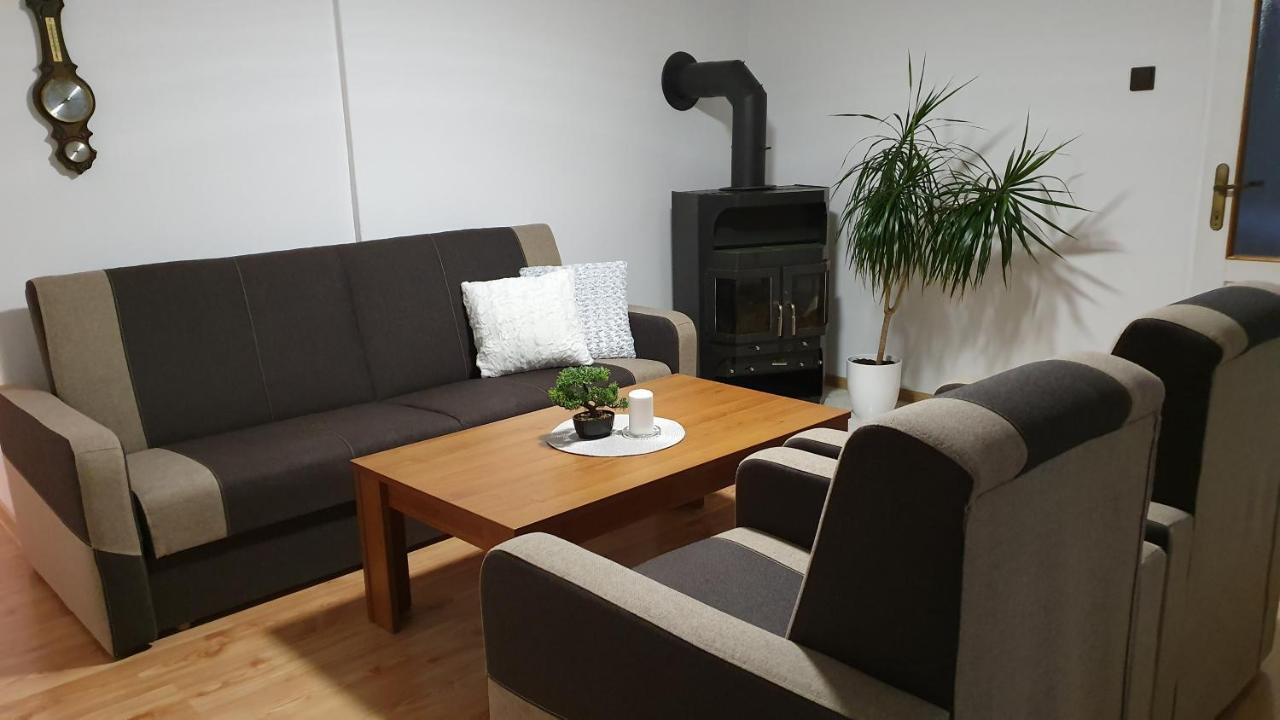 Apartmány Anna Besenova Exterior foto